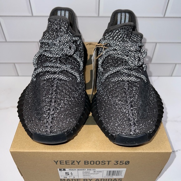NEW Adidas Yeezy Boost 350s 350 V2 Black REFLECTIVE - Picture 3 of 9